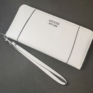 Guess Wallet Est 1981